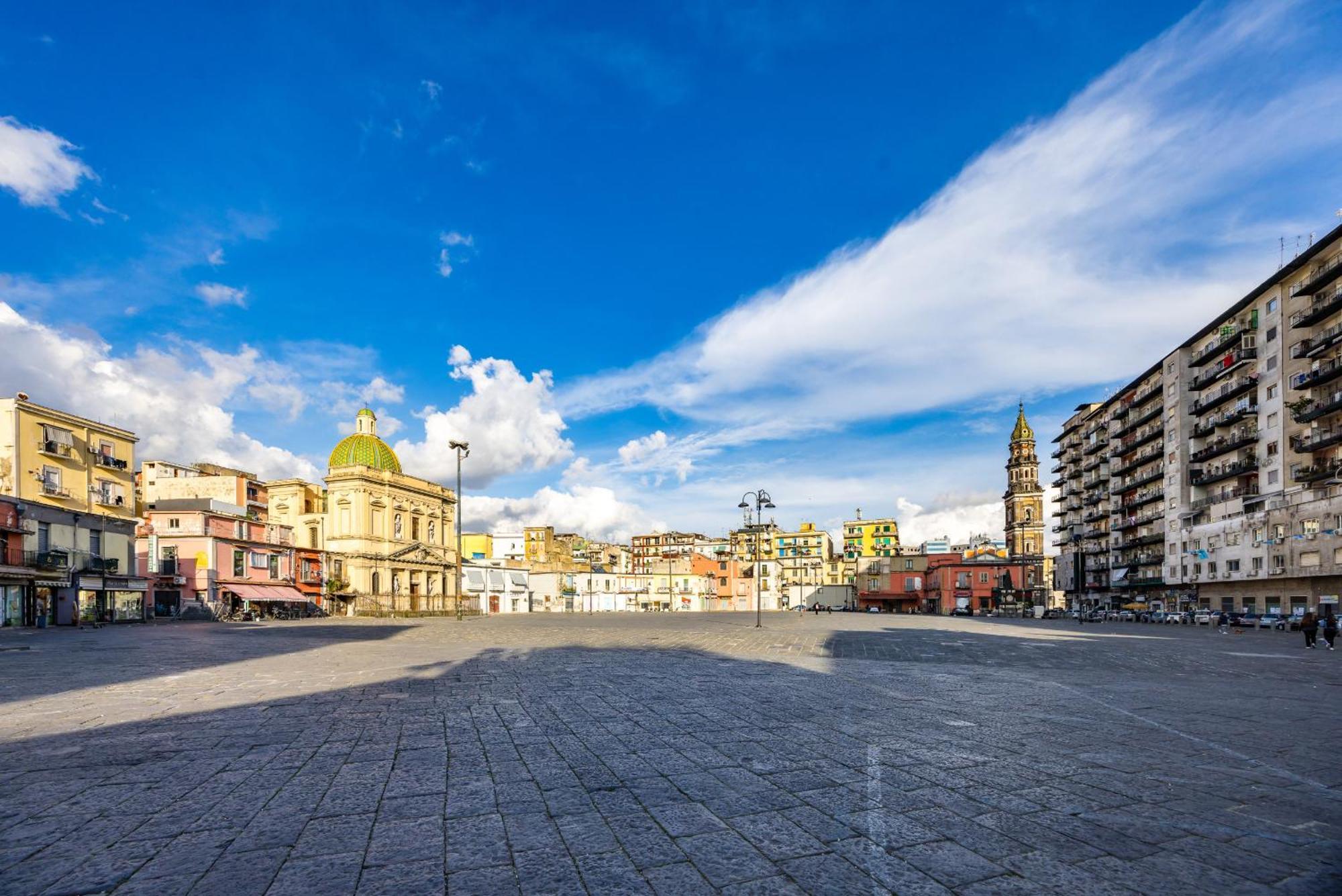 Appartamento A Piazza Mercato By Wonderful Italy Naples Exterior photo